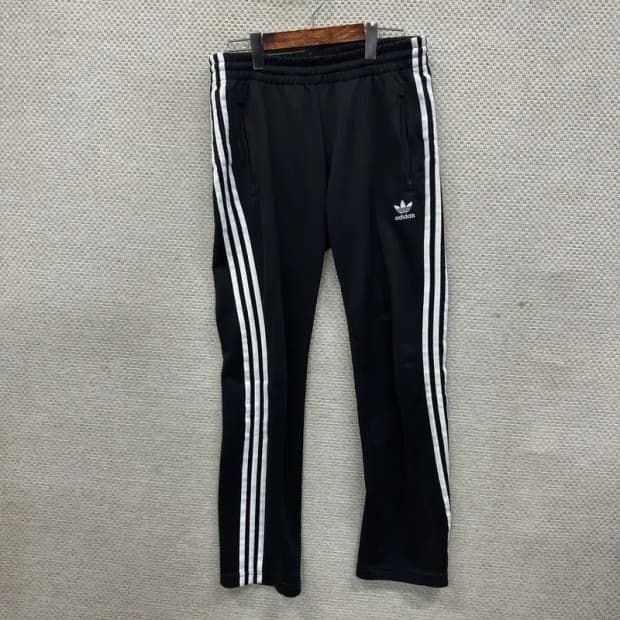 아디다스 자수로고 트랙팬츠 츄리닝바지 L A04959