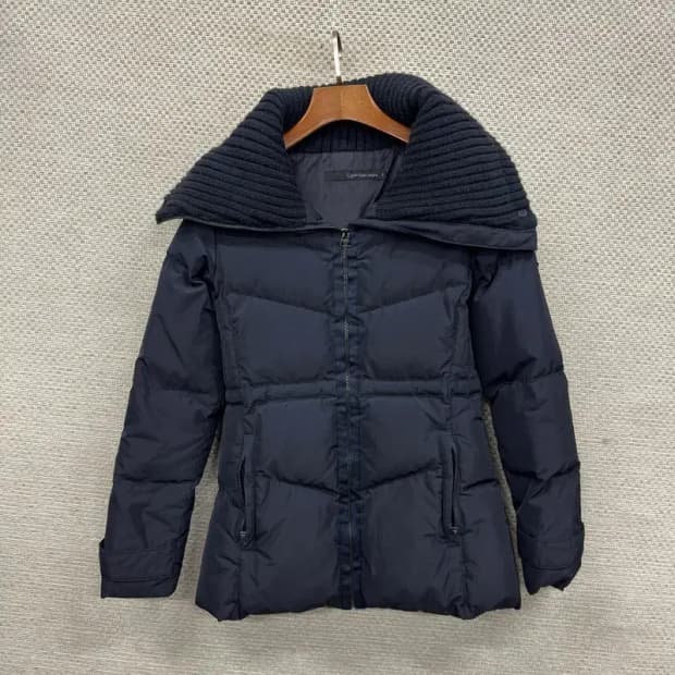 캘빈클라인 캐주얼 하이넥 오리털 덕다운 패딩 S A05277