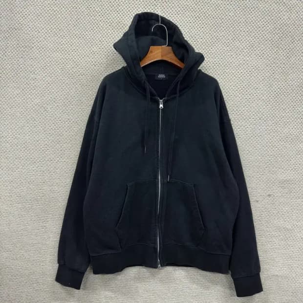 무신사스탠다드 캐주얼 무지 후드집업 L A05335