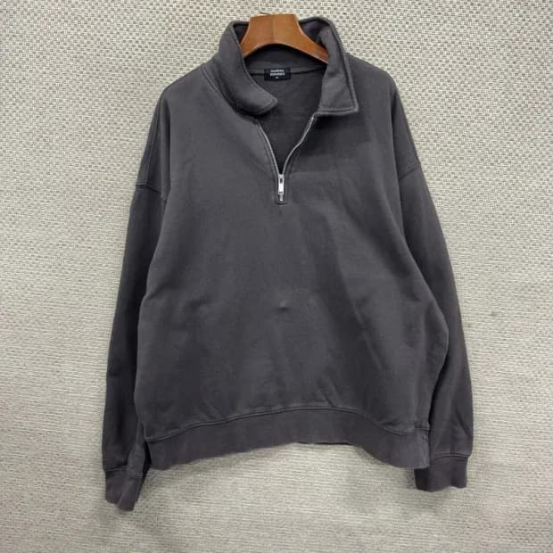 무신사스탠다드 캐주얼 반집업 스웻셔츠 맨투맨 XL A05420