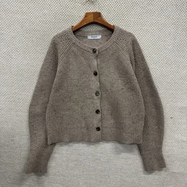 에잇세컨즈 캐주얼 케이블 울 니트 가디건 M A05494