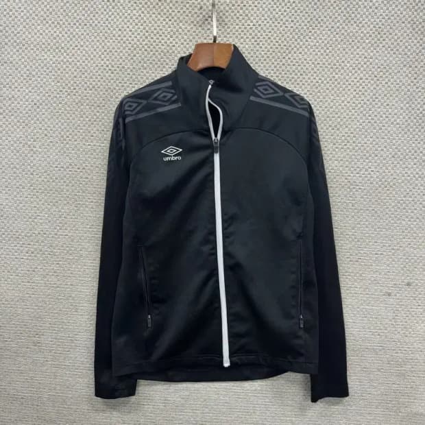 엄브로 캐주얼 자수로고 트랙탑 져지 집업 90 A05589