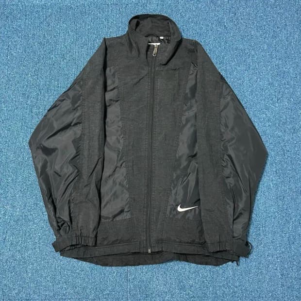 나이키 올드스쿨 바람막이