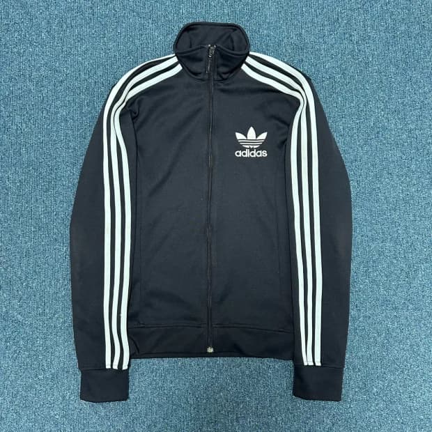 아디다스 유로파 네이비 하늘 트랙탑