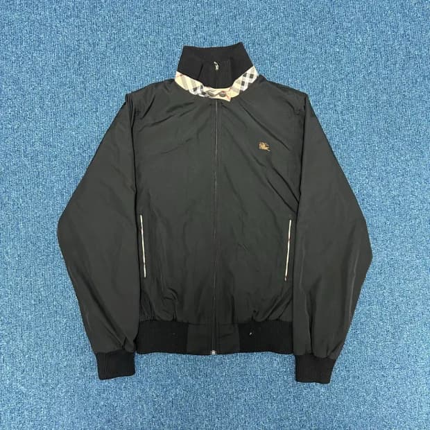 버버리 블랙 체크 봄버 바람막이