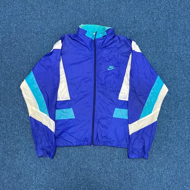 나이키 올드스쿨 바람막이M