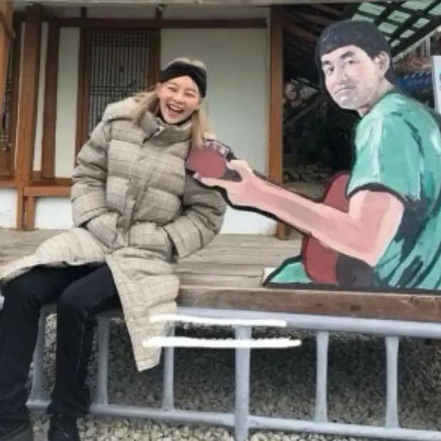 써틴먼스 송해나 체크 롱패딩