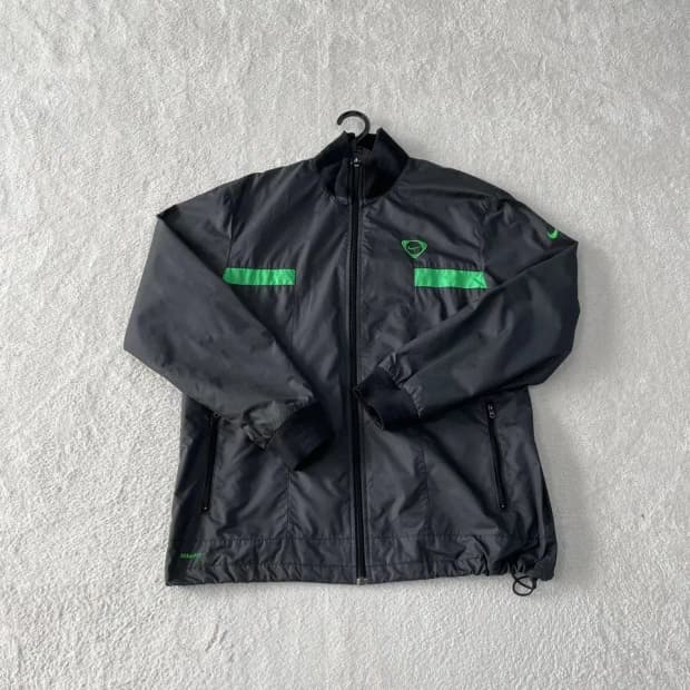 XL 나이키 스우시 블랙 바람막이 105