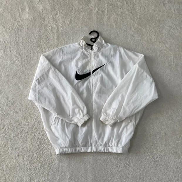 M 나이키 신형 빅스우시 바람막이