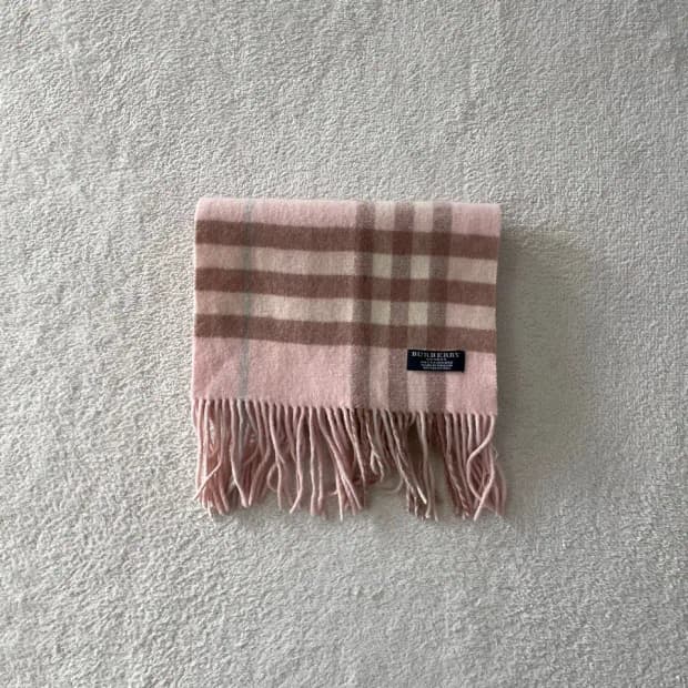 버버리 캐시미어 핑크 머플러 목도리