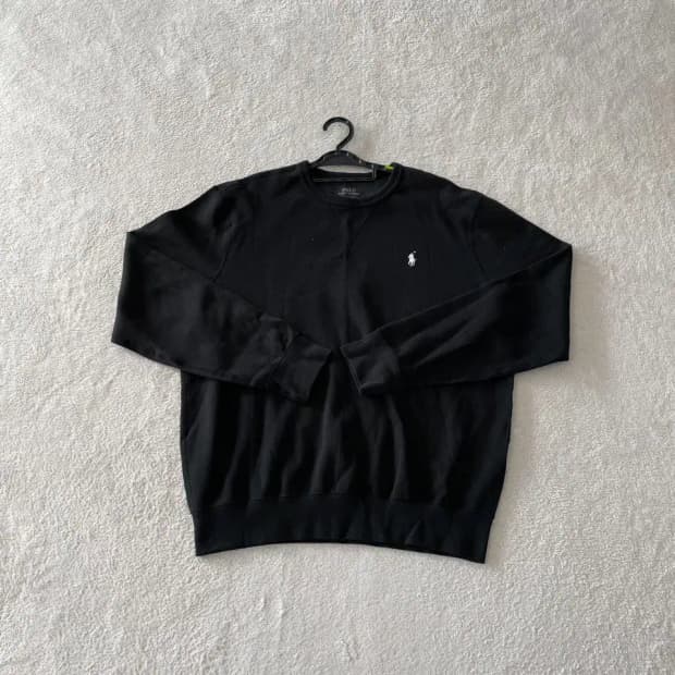 폴로 블랙 맨투맨 L