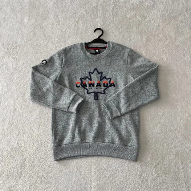 L 데상트 캐나다 기모 맨투맨 100