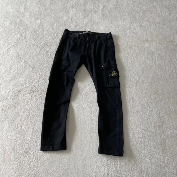 30 스톤아일랜드 카고 가먼트다이 블랙 팬츠 바지