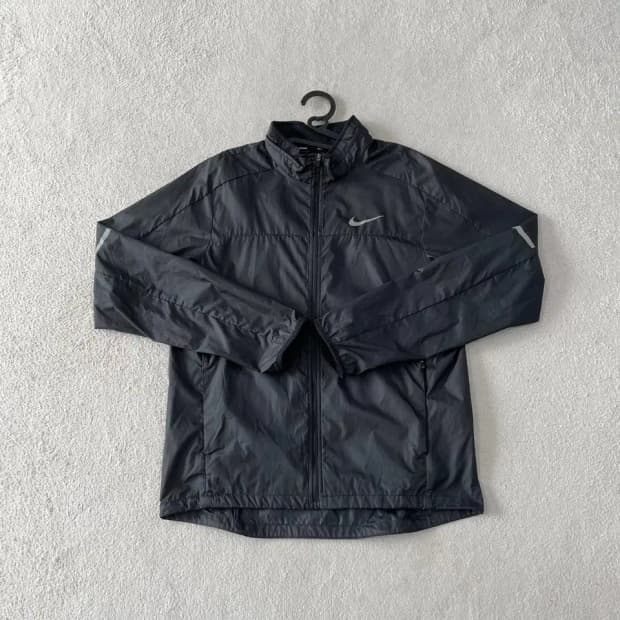 나이키 블랙 쉴드 바람막이 95 M