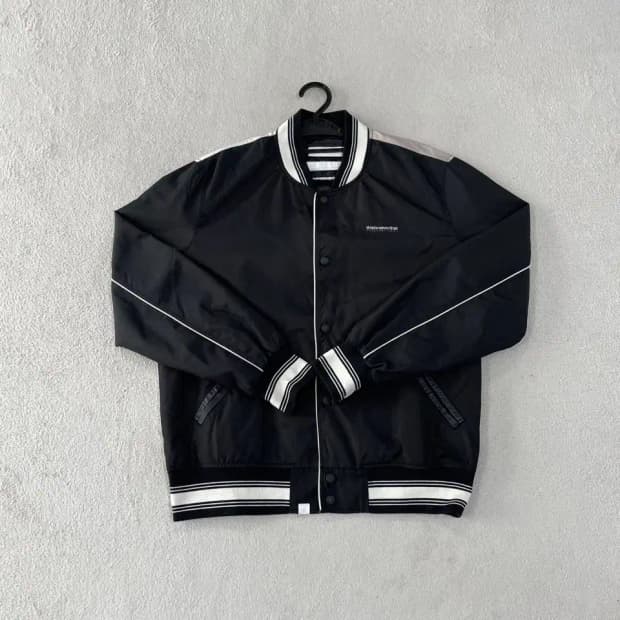 L 디스이즈네버댓 뮤지엄 바시티 자켓