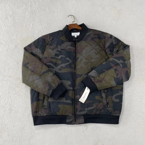 (새상품) XXL 캘빈클라인 카모 경량패딩 남성