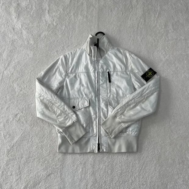 S 스톤아일랜드 마이크로립스탑7 타이벡쉴드 자켓