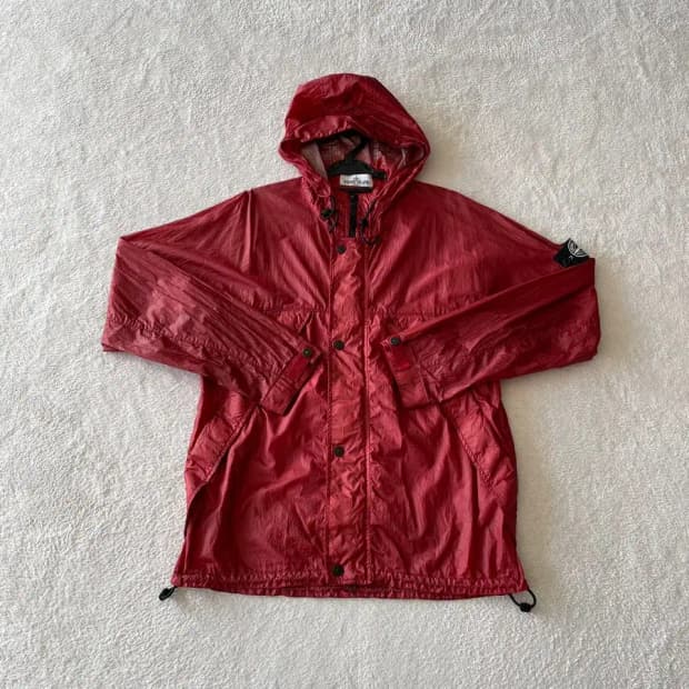 M 스톤아일랜드 라미 바람막이 자켓 화이트와펜