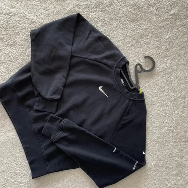 나이키 여성 신형 맨투맨 S