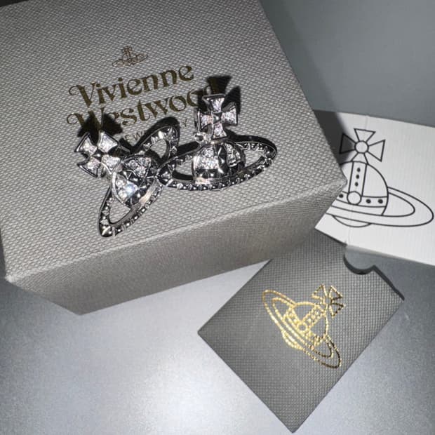 비비안웨스트우드 귀걸이