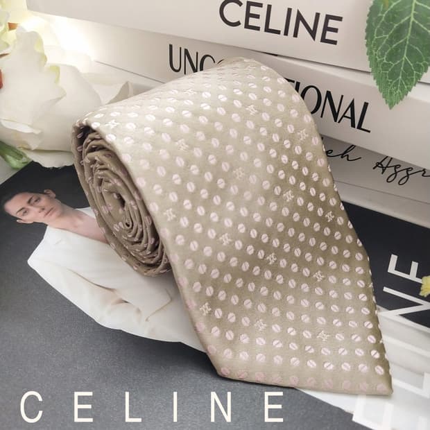 셀린느 실크 트리오페 로고 패턴 넥타이 8.5cm A+등급 K1301
