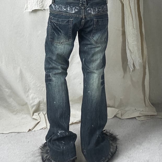 페인팅디테일 워싱 데님펜츠