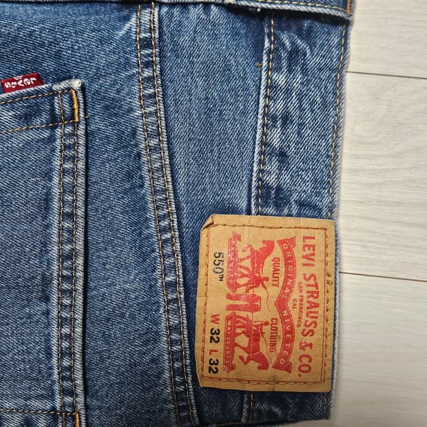 리바이스 550 32x32 중청