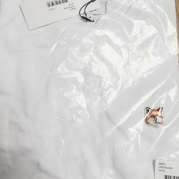 메종키츠네 화이트 반팔티 M.XL