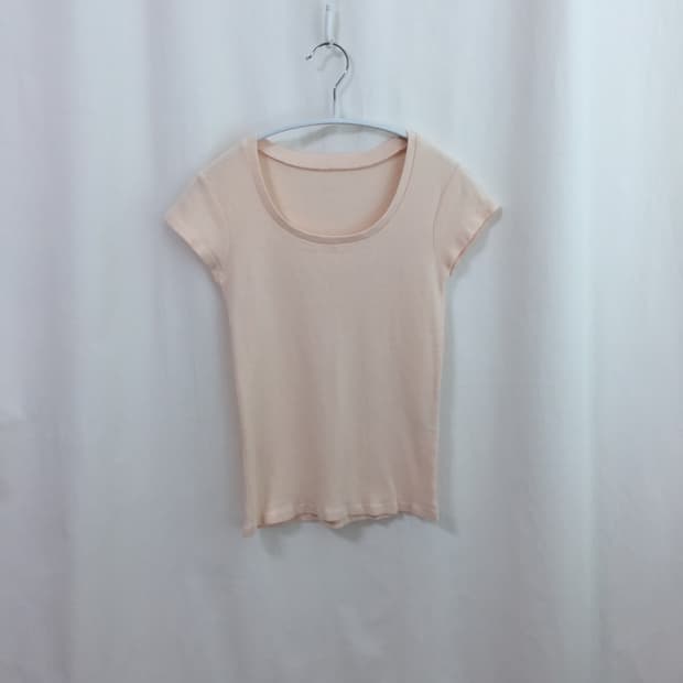 피치 스쿱넥 티  Peach Scoop Neck Tee