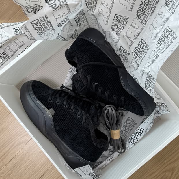 ERL 리미티드 에디션 코듀로이 뱀프 파이럿 블랙 240사이즈