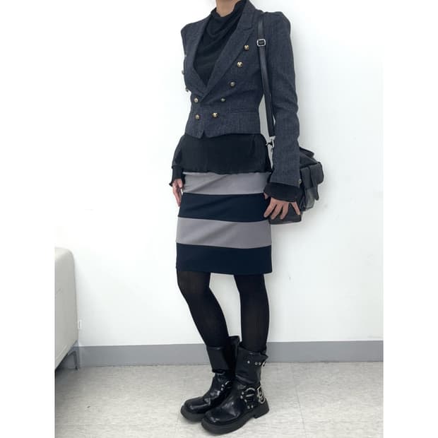 빈티지 네이비 스트라이프 미디 스커트