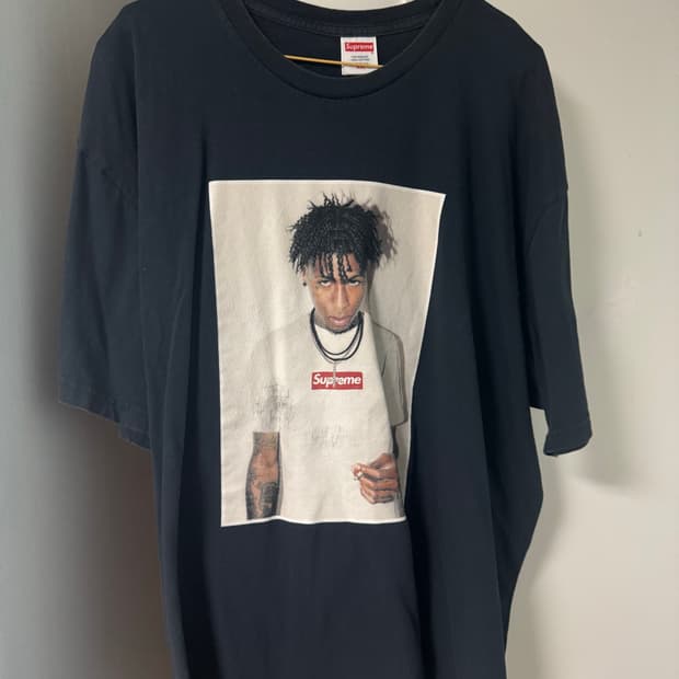 슈프림 NBA YoungBoy 포토 티셔츠 블랙