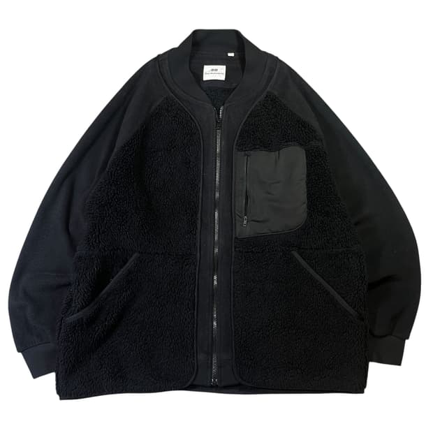 유니클로 x 화이트 마운티니어링 플리스 집업 자켓