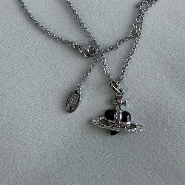 비비안웨스트우드 디아망떼 보라 하트 퍼플 목걸이