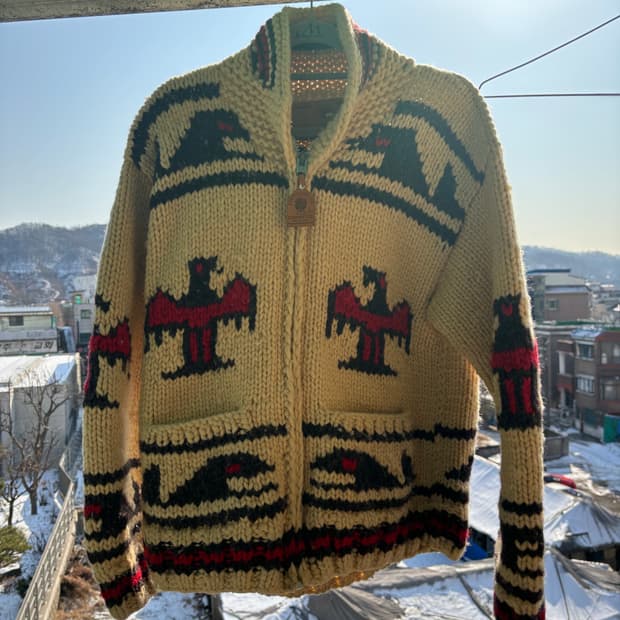 Canadian Sweater 2025-MBR