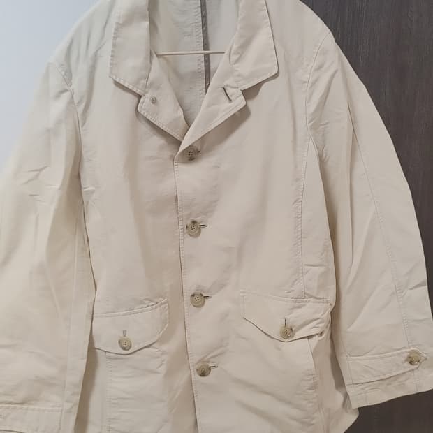에디바우어 베이지 나일론 자켓