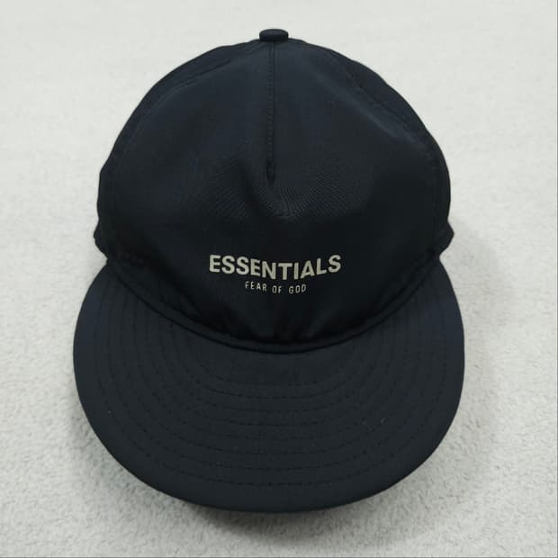 에센셜 뉴에라 볼캡