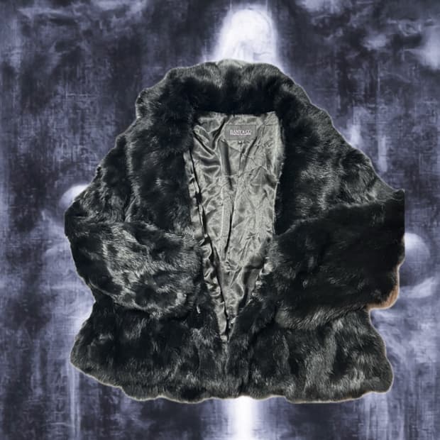 고스 블랙 토끼퍼자켓