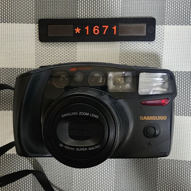 삼성캐녹스 퍼지줌 1050 필름카메라