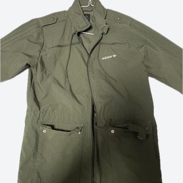 아디다스 야상 카키 자켓 95사이즈