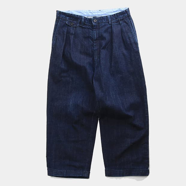 BEAMS PLUS