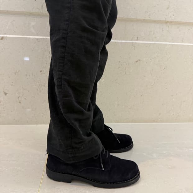 Geoffrey B. Small Suede durby