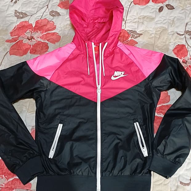 나이키 윈드러너 85 여성55 가슴49 기장60