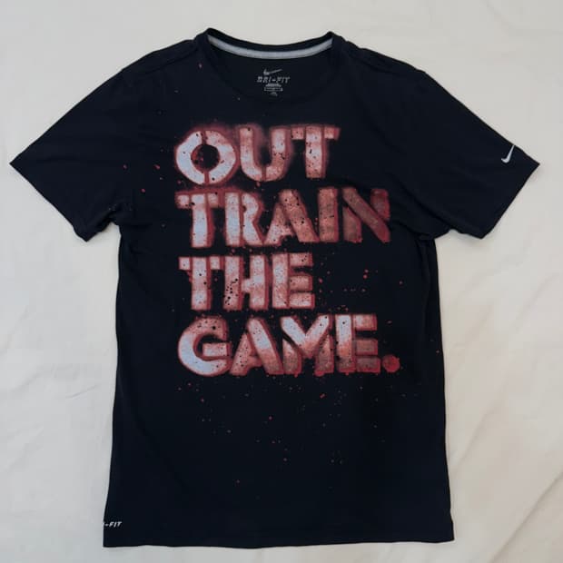 나이키 DRI-FIT "OUT TRAIN THE GAME"  티셔츠