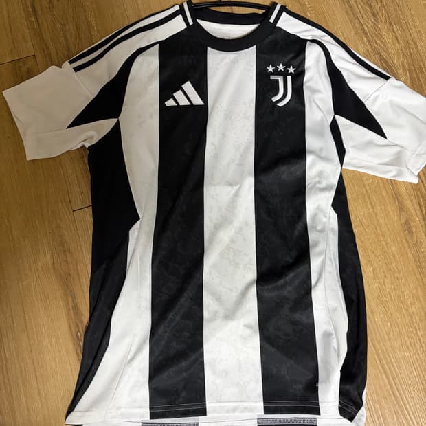 아디다스 유벤투스 2024/25 홈 저지 화이트 블랙 - KR 사이즈 (