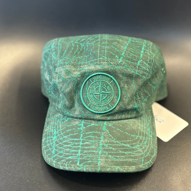 Supreme x stone island campcap