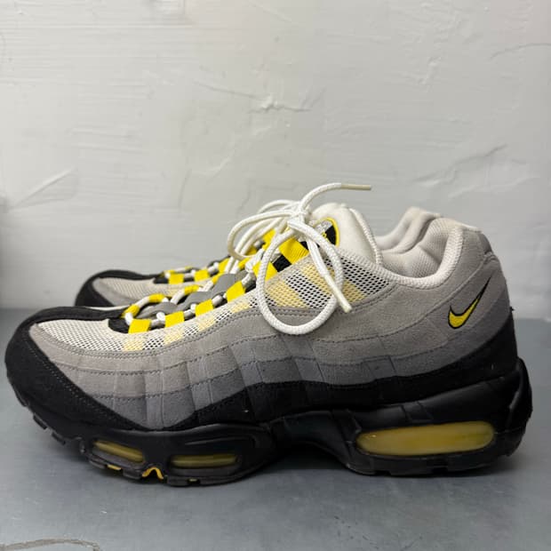 NIKE AIR MAX 95 TOUR YELLOW