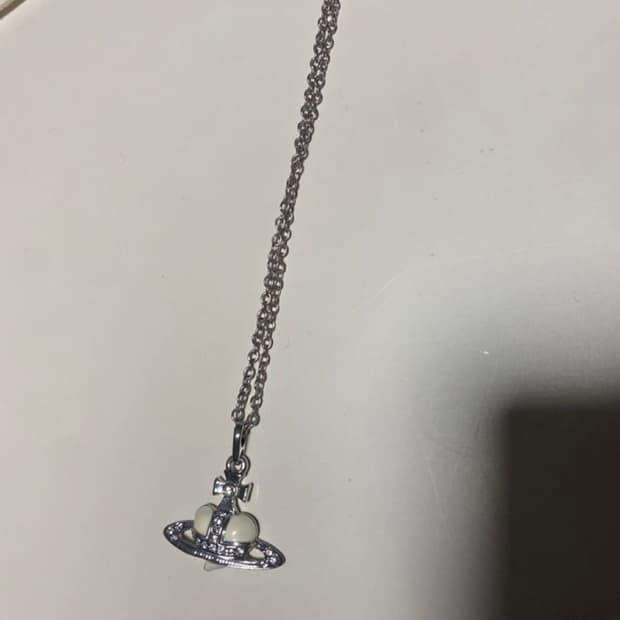 비비안웨스트우드 목걸이