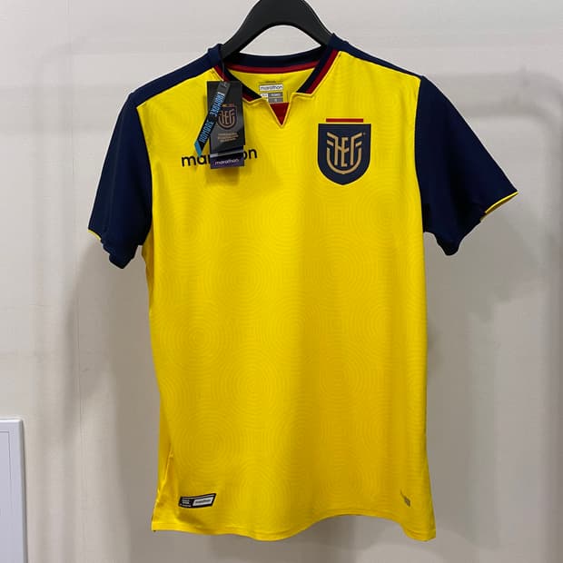 마라톤 2022 에콰도르 홈 유니폼