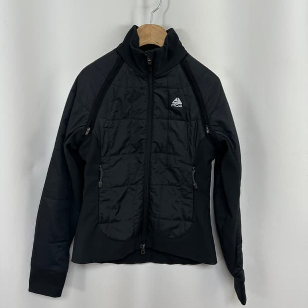 나이키 ACG 여성 경량패딩 자켓 검정 XS